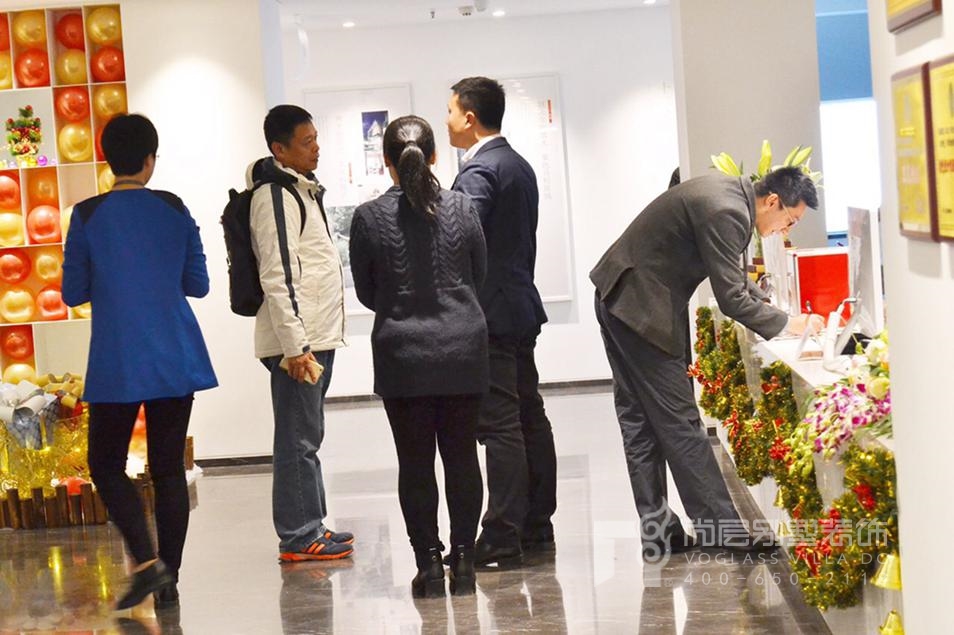 尚层别墅狂欢节前来观展的客户络绎不绝