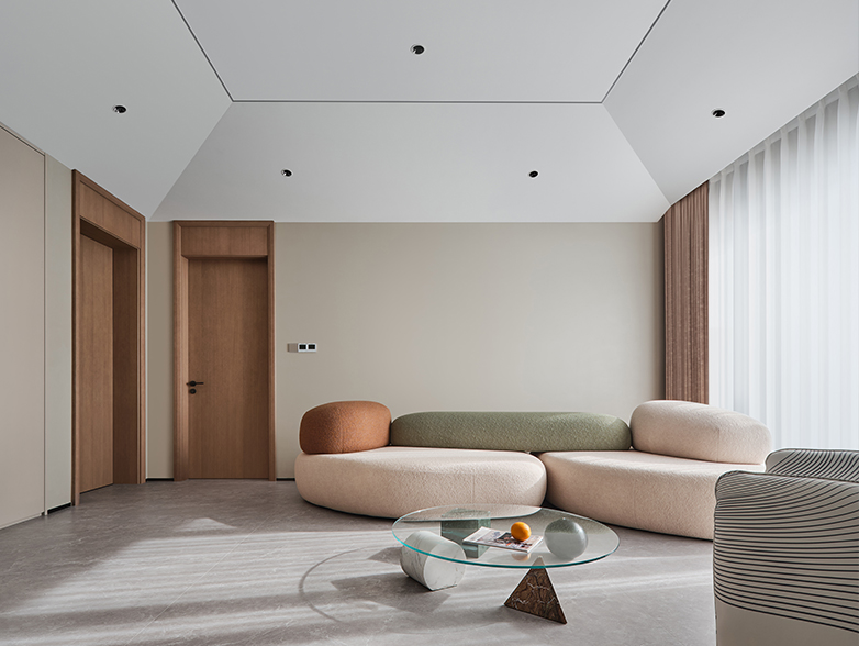 丰泰华园山庄丨1000m²轻奢风别墅装修，以自然主义回归生活本真